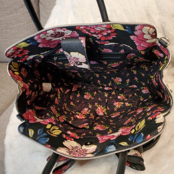 Large BETSEY JOHNSON Satchel w/ Crossbody Strap